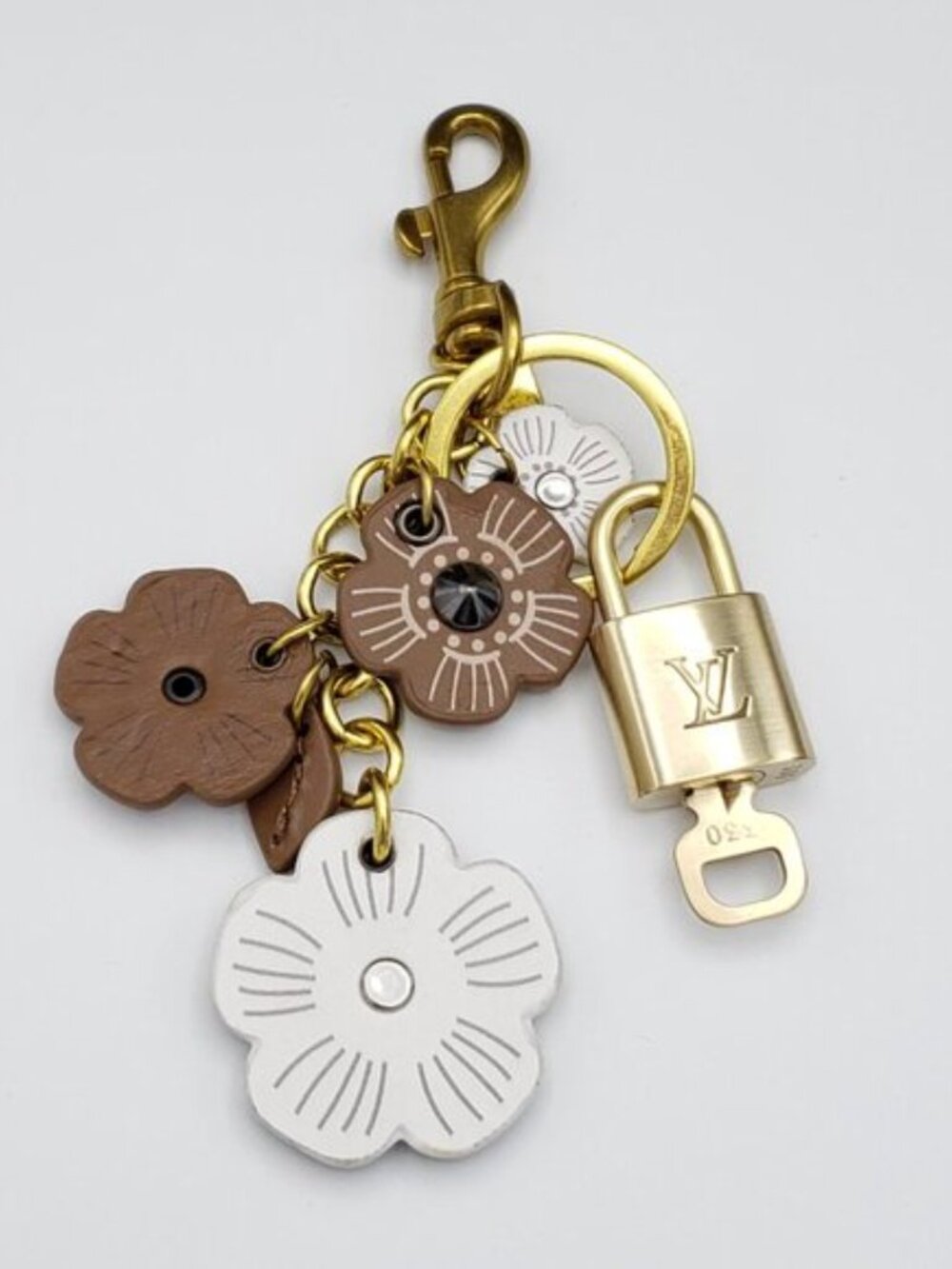 Louis Vuitton Gold Padlock Key 🔒 Authentic LV Charm + Unbranded Flower Keychain - Picture 6 of 9